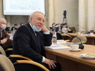 Вице-президент РАН В.Бондур о достижениях Владимира Фортова