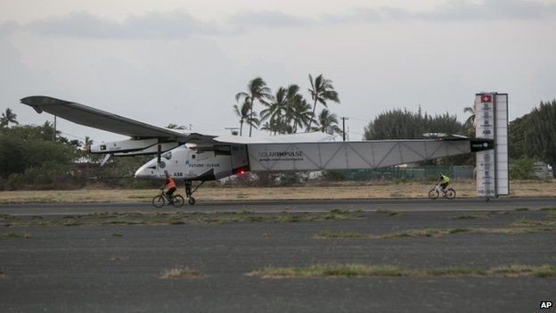 Solar Impulse завершил перелет через Тихий океан