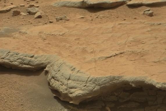 Возможно, на ландшафт Марса повлияли микроорганизмы