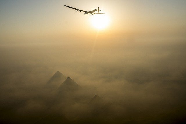 Solar Impulse начал последний перелет кругосветки