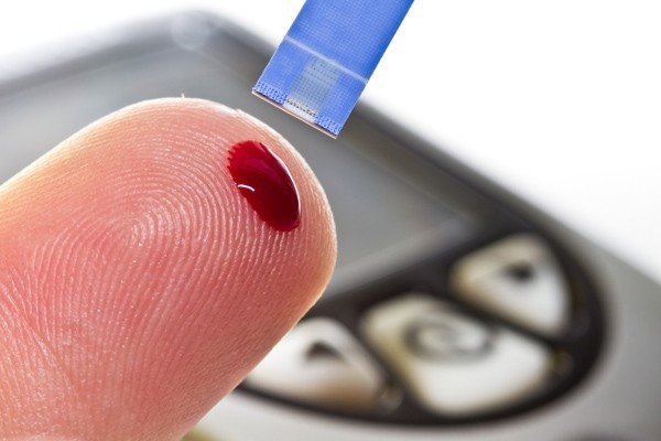 Нанобиотехнологи МФТИ уместили высокоточный анализ крови в обычную тест-полоску
