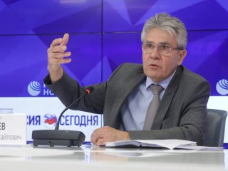 Пресс-конференция президента РАН Александра Сергеева…