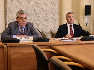 Прямой разговор министра науки и высшего образования РФ В. Фалькова с членами РАН