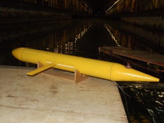 Испытания модели подводного планера в гидроканале