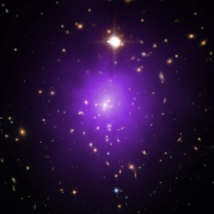 «Матрешка» из галактик раскрывает тайны темной энергии