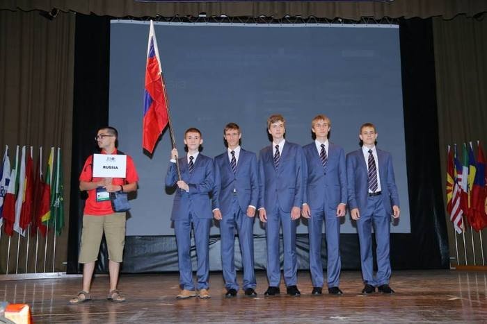 Международная олимпиада по физике: 4 золота и 1 серебро у российских школьников