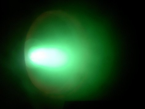 Горение дугового разряда при синтезе наночастиц. Источник: Леонид Федоров