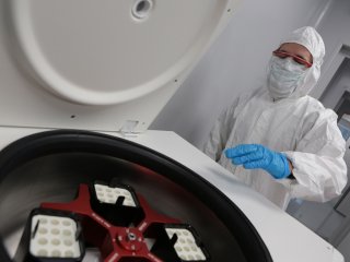 В НМИЦ радиологии открылся научно-производственный комплекс для создания передовых лекарств от рака. Фото: Ольга Мерзлякова / «Научная Россия»