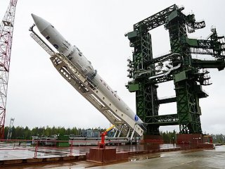 Россия впервые запускает с Плесецка экологически чистую ракету «Ангара»