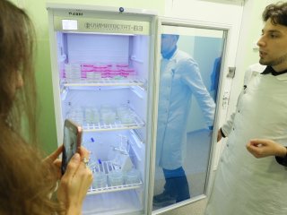 Живые реликты, механика памяти и эволюция нервной системы. Студенческий тур в ИВНД и НФ РАН. Фото: Николай Малахин / «Научная Россия»