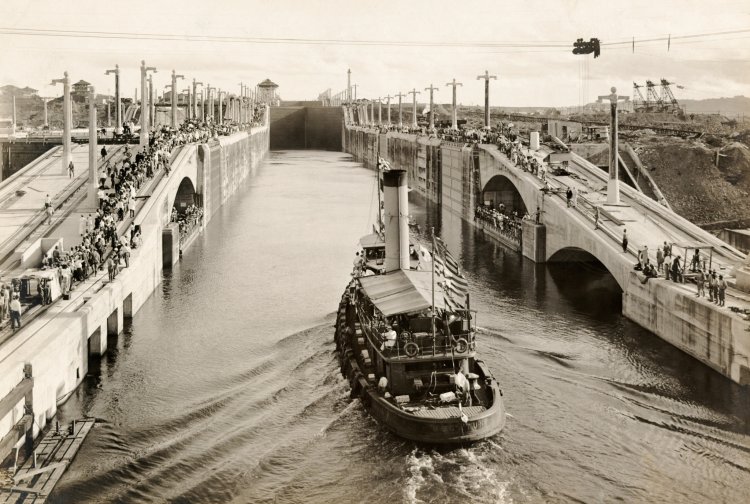 4 мая 1904 года. Началось сооружение Панамского канала