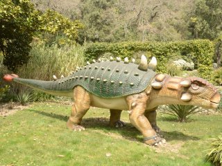 В Приморском парке Никитского ботанического сада «поселились» динозавры