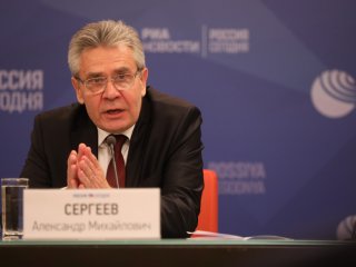 Пресс-конференция президента РАН…