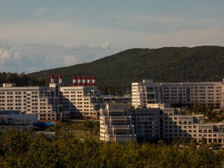 Владивосток. Здания ДВФУ. Фото: Николай Мохначев