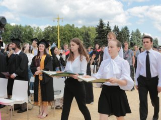 Внос реликвий Московского государственного университета. Фото: Ольга Мерзлякова / «Научная Россия»