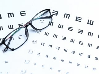 Как наши глаза видят мелкие детали? Фото: xb100 / Freepik.com