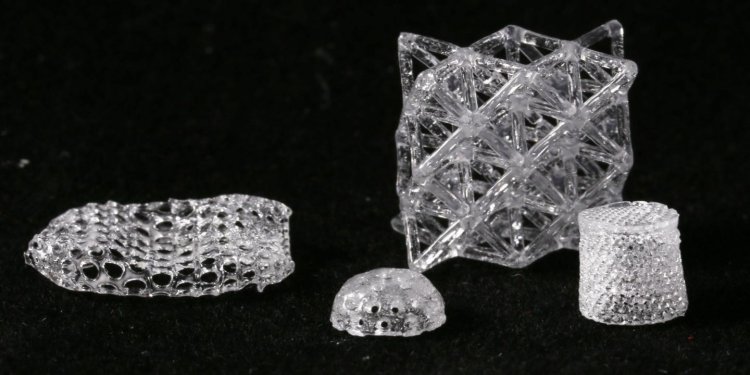 На 3D-принтере научились печатать стеклянные предметы