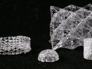 На 3D-принтере научились печатать стеклянные предметы
