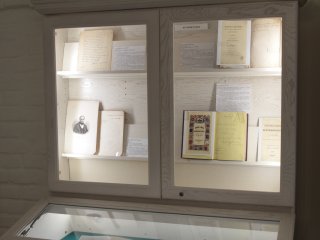В Москве открылась выставка редких книг с автографами мыслителей XVIII-XX веков…