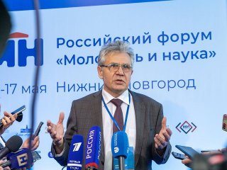 Глава РАН заявил о продолжающемся ухудшении российского образования