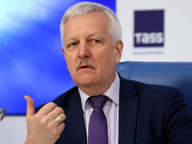 Чл.-корр. РАН А. Горелов: "Младенцы должны быть защищены, словно в коконе"