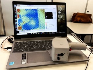Первый полностью отечественный компактный тепловизор для медицинской диагностики, созданный в СПбГЭТУ «ЛЭТИ». Фото: Евгения Захарова / Центр научных коммуникаций ЛЭТИ