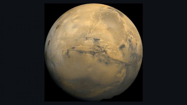 Итальянские ученые: на Марсе подо льдом спряталось озеро с жидкой водой