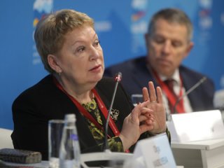 Александр Сергеев принял участие в сессии по образованию