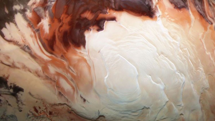 Озера у южной ледяной шапки Марса не содержат жидкой воды