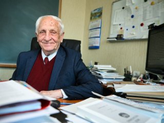 Член-корреспондент РАН Генрих Иваницкий: «Биофизика против деменции»