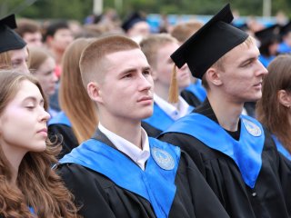 Лучшие из лучших: как Московский университет чествовал выпускников-отличников. Фото: Елена Либрик / «Научная Россия»