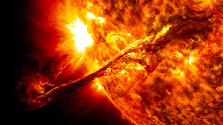 @ NASA's Goddard Space Flight Center Aurora photo courtesy of David Cartier, Sr.