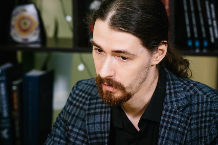 Михаил Тихомиров