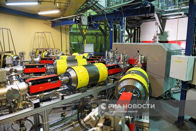 В&nbsp; ОИЯИ запустили первую в мире Фабрику сверхтяжелых элементов