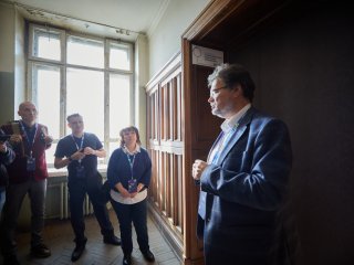 На фотонах и нейтральных атомах: журналистам показали квантовые вычислители МГУ. Фото: Елена Либрик / «Научная Россия»