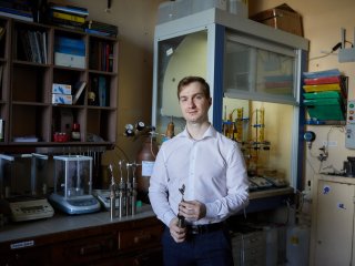 Кандидат химических наук Леонид Куликов. Фото: Елена Либрик / «Научная Россия»
