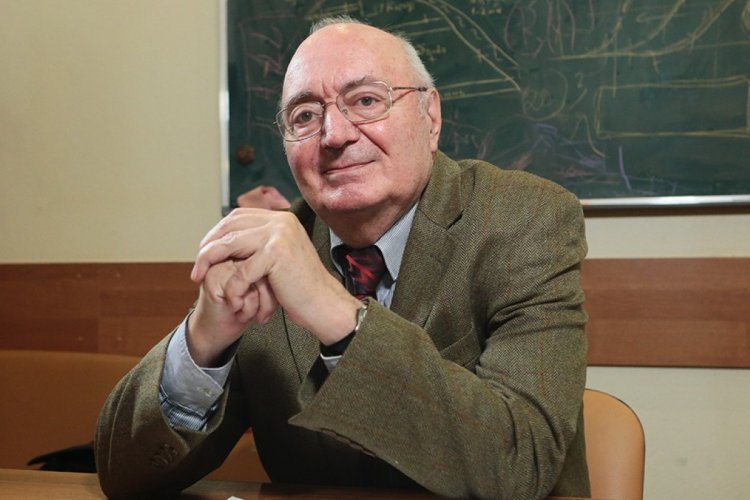 Научный руководитель ИБХФ РАН член-корреспондент РАН Сергей Дмитриевич Варфоломеев.Фото: Ольга Мерзлякова / «Научная Россия»
