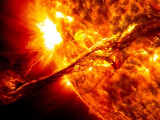 Вспышки во Вселенной теперь можно изучать в лаборатории