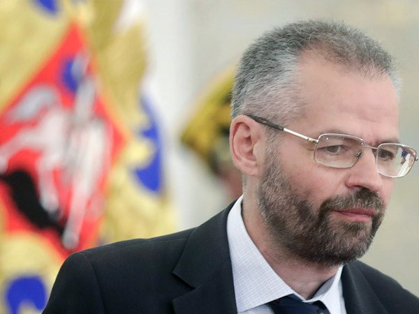 А.Сергеев: "Решение по ситуации с Хазановым не может быть принято до выяснения деталей"