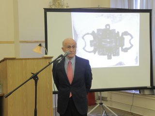 Казбек Камилович Султанов, доктор филологических наук, профессор ИМЛИ