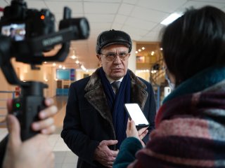 Президент РАН Александр Сергеев посетил СВФУ…