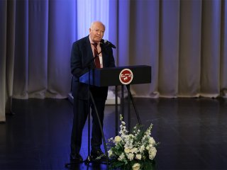 Почетный доктор СПбГУП Мигель Моратинос. Фото предоставлено пресс-службой СПбГУП