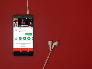 Ученые МГУ подготовили новый набор данных для обучения ИИ, повышающего качество видео.  Фото: pe3check / ru.123rf.com