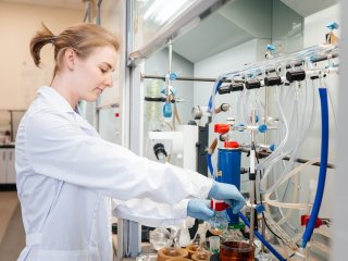 Томские ученые создали молекулярный каркас новых препаратов для борьбы с онкозаболеваниями. Фото: Пресс-служба ТПУ