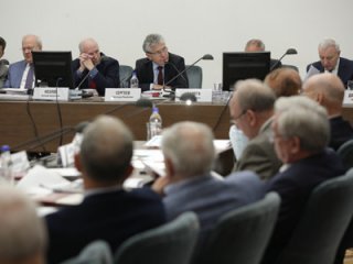 На заседании президиума РАН обсуждают развитие Сибирского региона