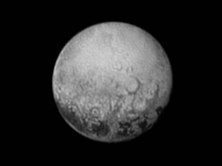 New Horizons прислал новые фотографии Плутона