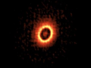 ALMA увидела, как формируется планетарная система, похожая на нашу