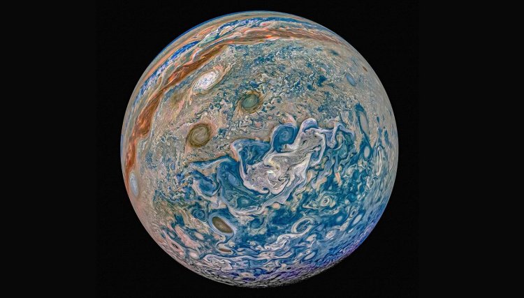 Лазерные эксперименты показали, что на Юпитер выпадает гелиевый дождь