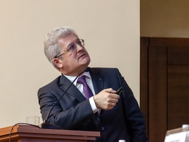 Олег Лахман: "В промышленных центрах наблюдается опережающий рост онкозаболеваемости"