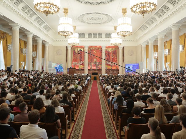 День знаний в МГУ прошел в теплой торжественной атмосфере. Фото: Ольга Мерзлякова / «Научная Россия»
